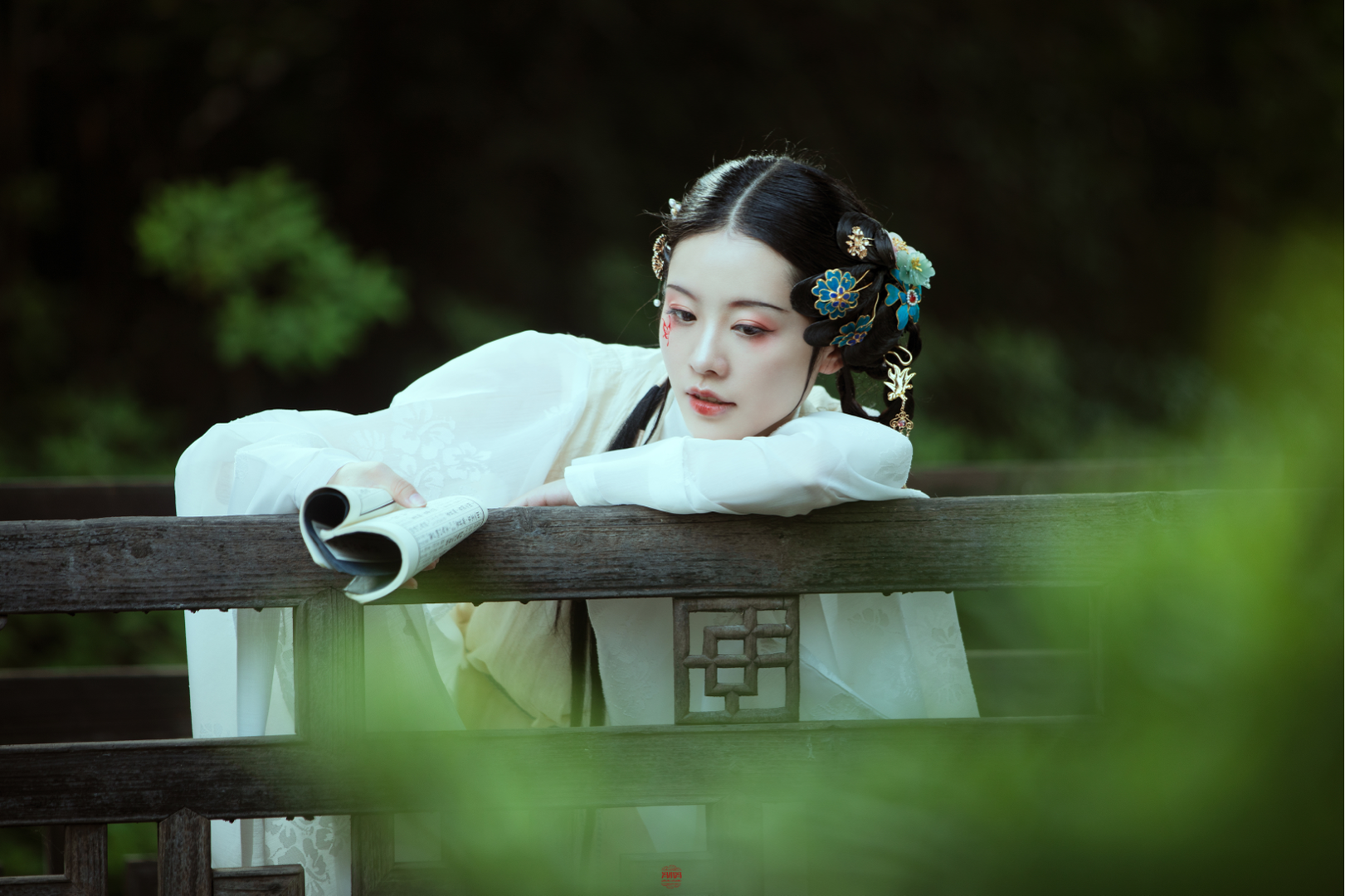 "  #汉服摄影#浏览:1964收藏:0支持:17上传时间:2021-04-07 20:39:09