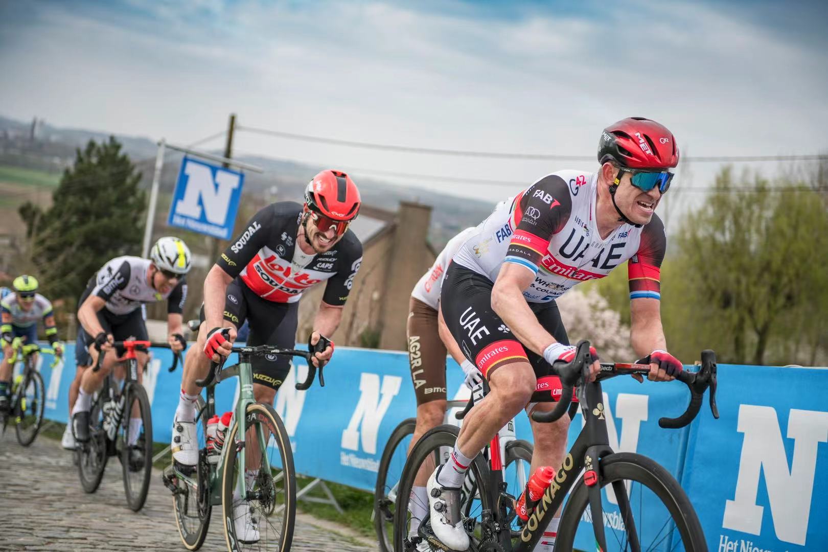 campagnolo bora wto 和梅花队版uae真的是绝配啊[doge]浏览:4726收藏