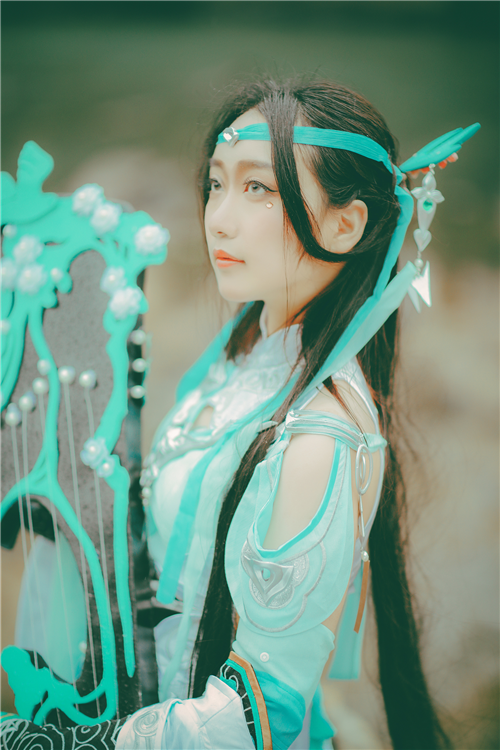 唐君衍剑网三长歌成女Cosplay3