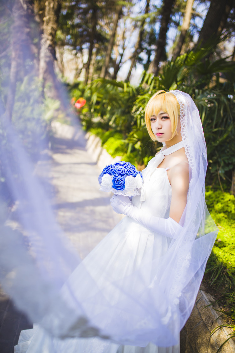 桐木cosplay fate花嫁saber2