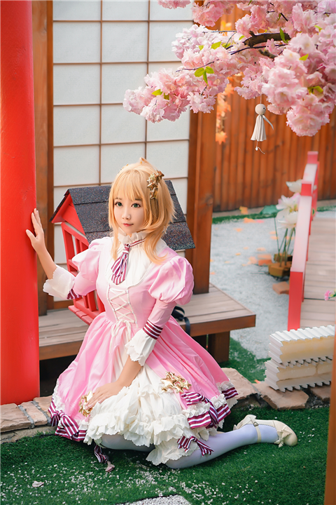 芷玖冉魔卡少女樱同人洋装Cosplay2