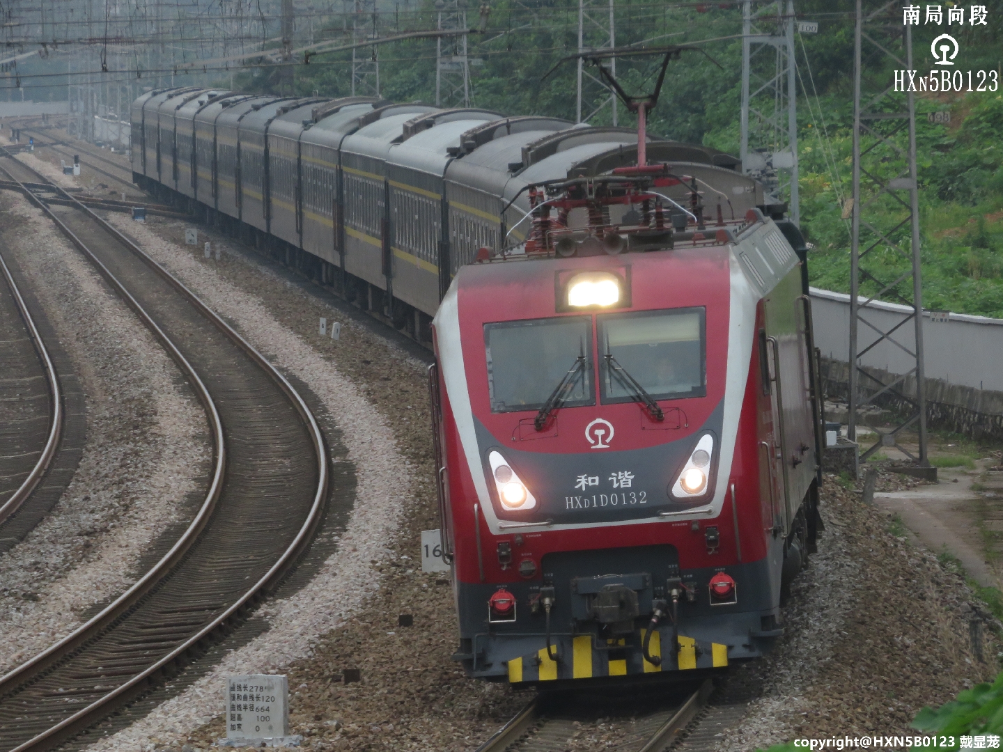 配属:上海铁路局·上海机务段  2020年由 中国南车·株洲电力机车有限