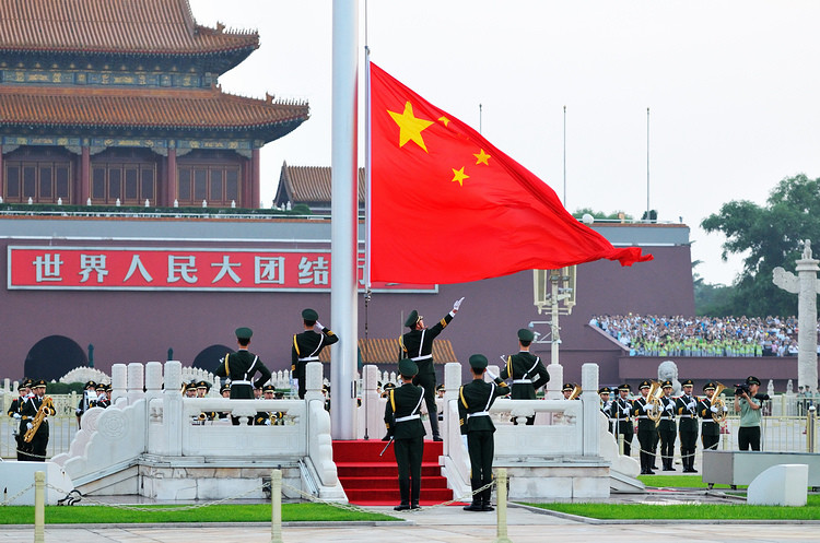 天安城门图片升旗图片