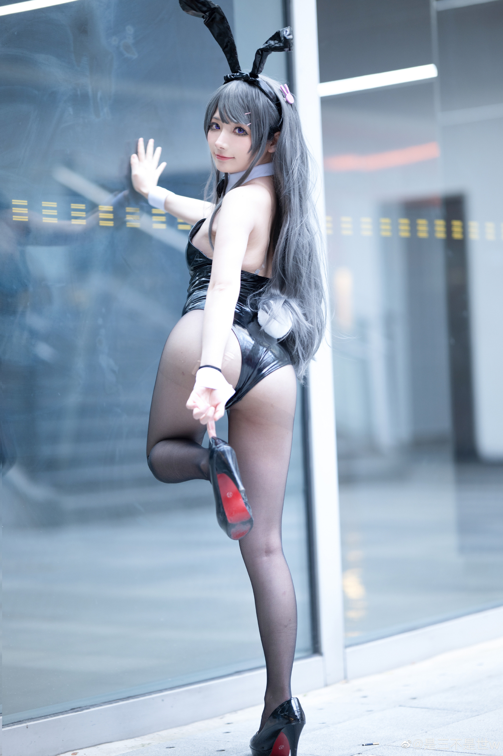 是三不是世w樱岛麻衣cosplay4