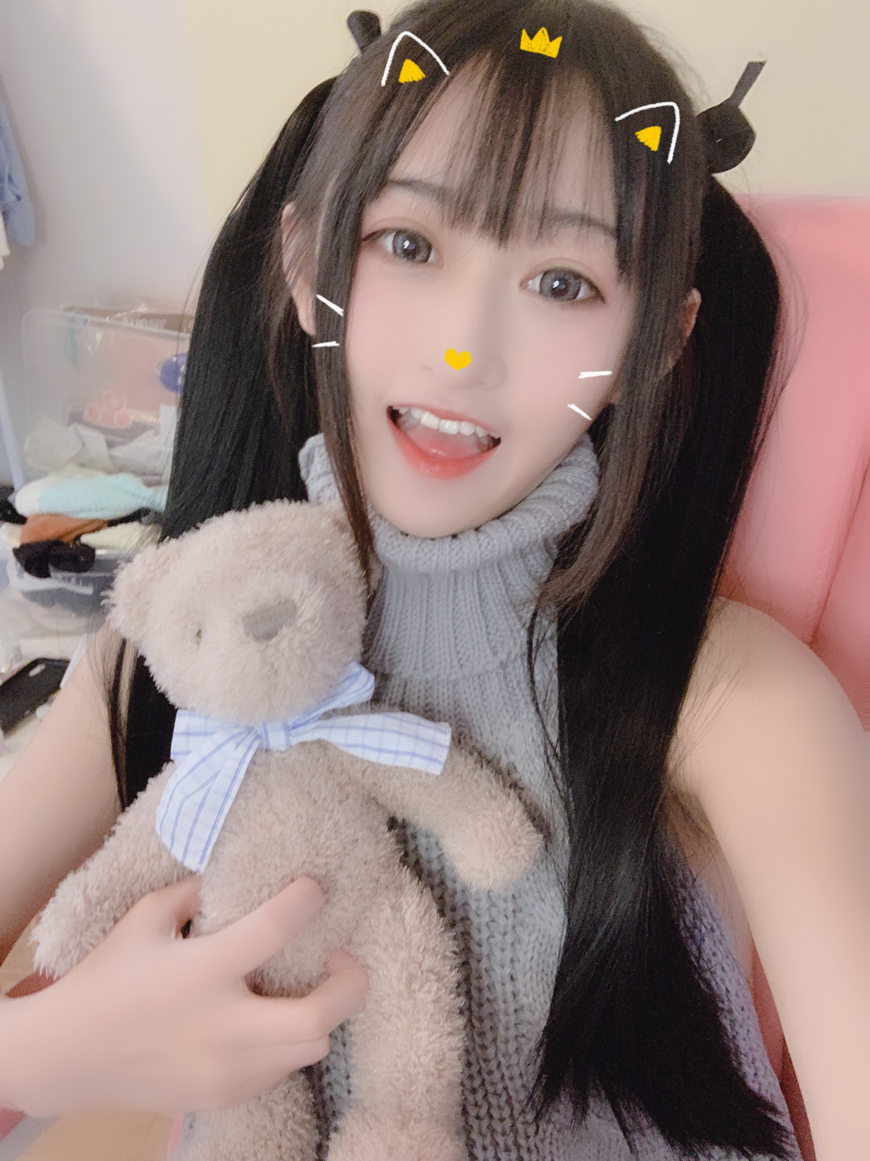 赞 展开4条相关动态 知白守黑丶丶丶 2019-04-01 @吃土小青年@碧诗