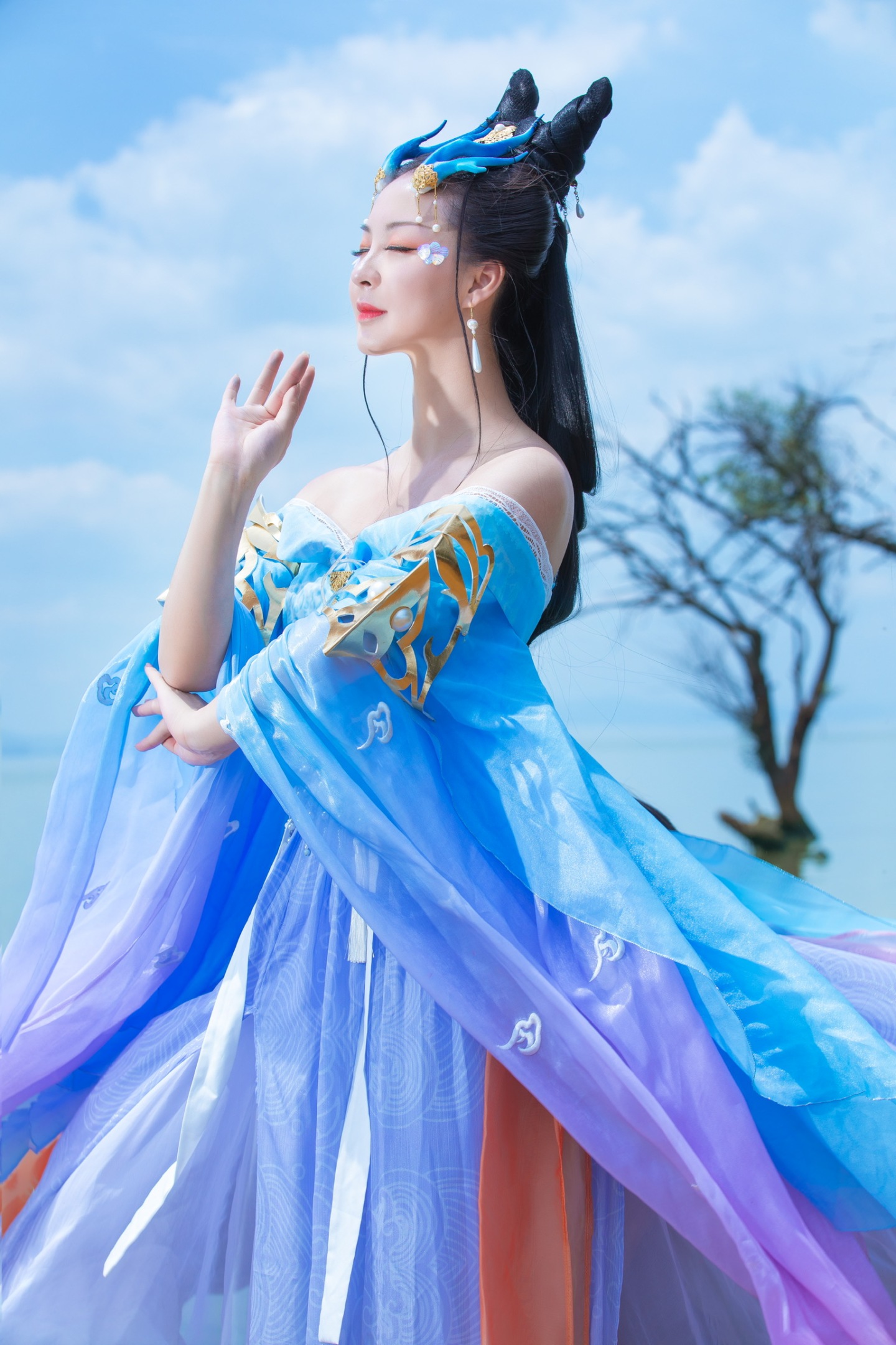 瑶音天涯明月刀画龙致雨CosPlay4