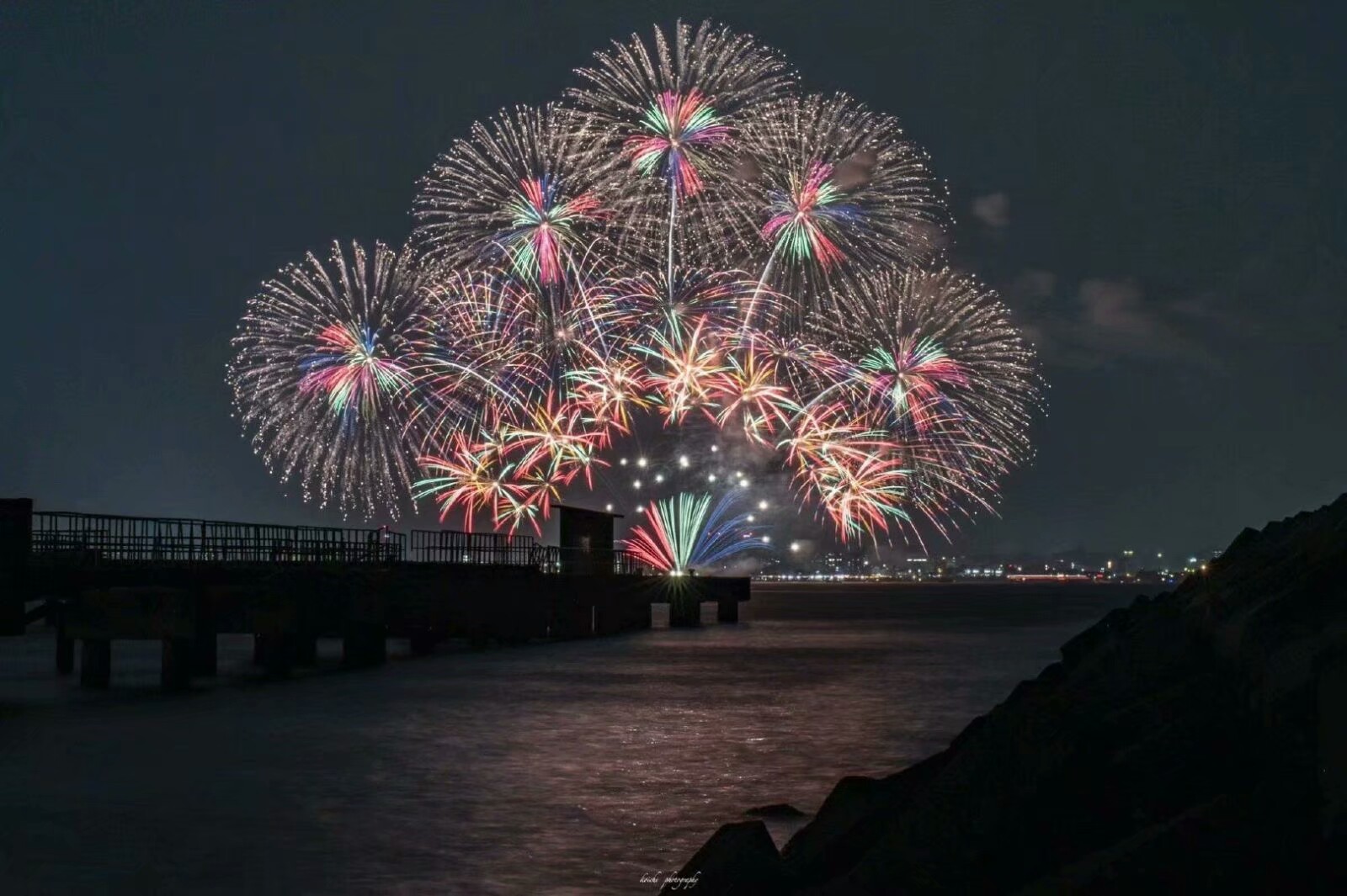 夏天 浴衣 花火 魚を愛しない猫 哔哩哔哩相簿