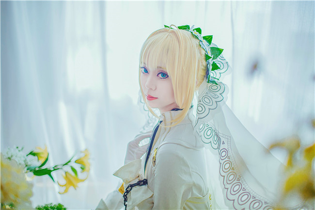 华汐FGO尼禄花嫁满破Cosplay5