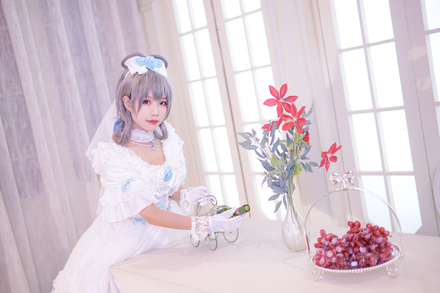 嘉霁洛天依蔷薇花嫁cosplay6