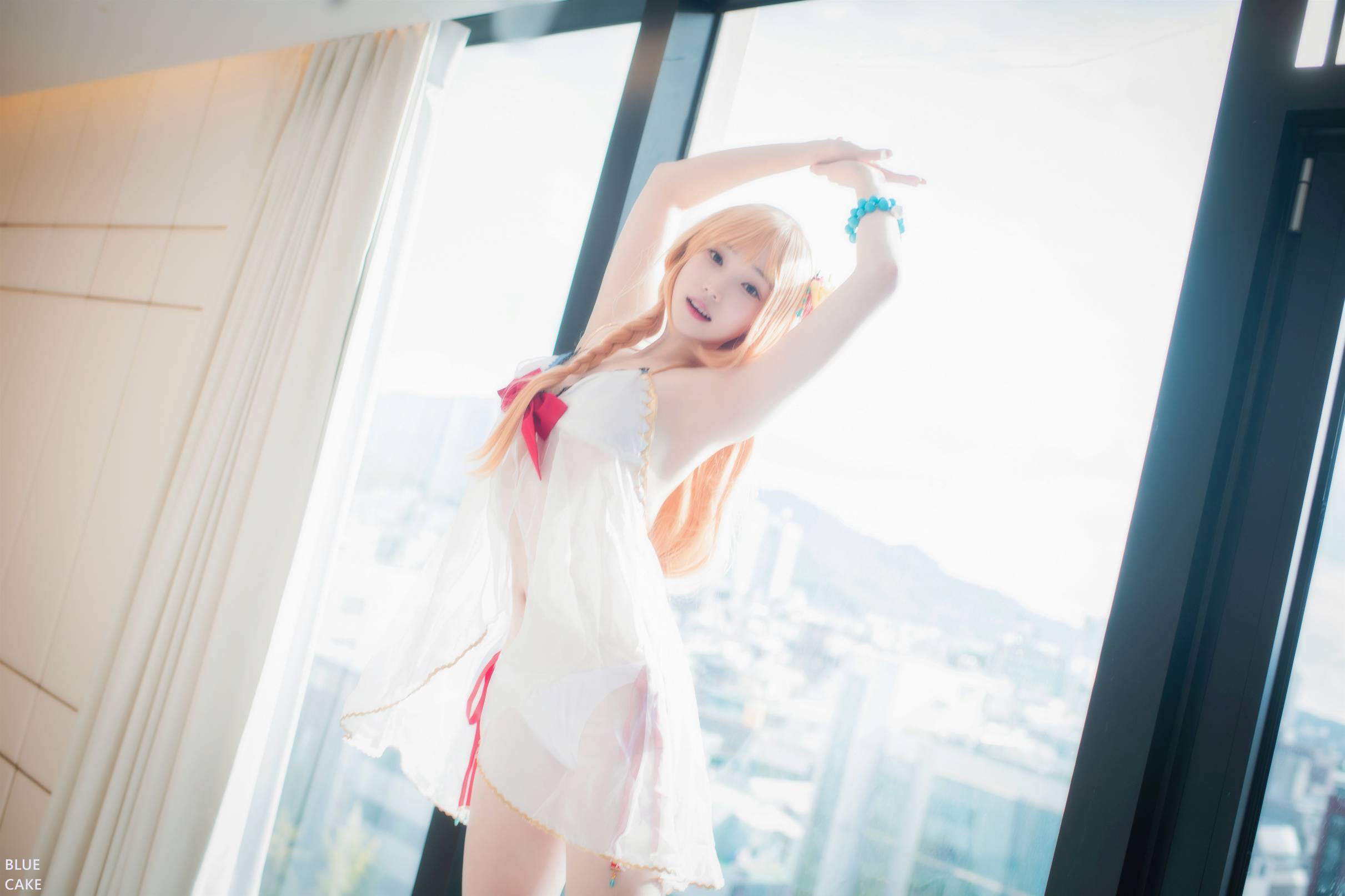 Bambi Vol.082 [BLUECAKE] Dive Into You RED.Ver [89P-143MB]