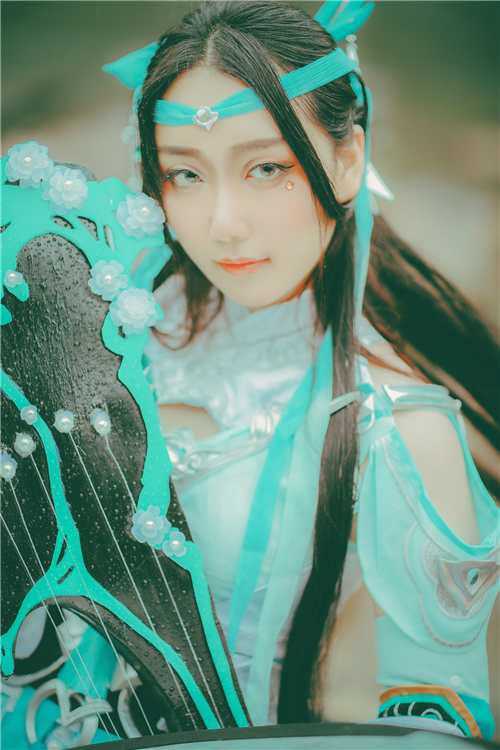 唐君衍剑网三长歌成女Cosplay2