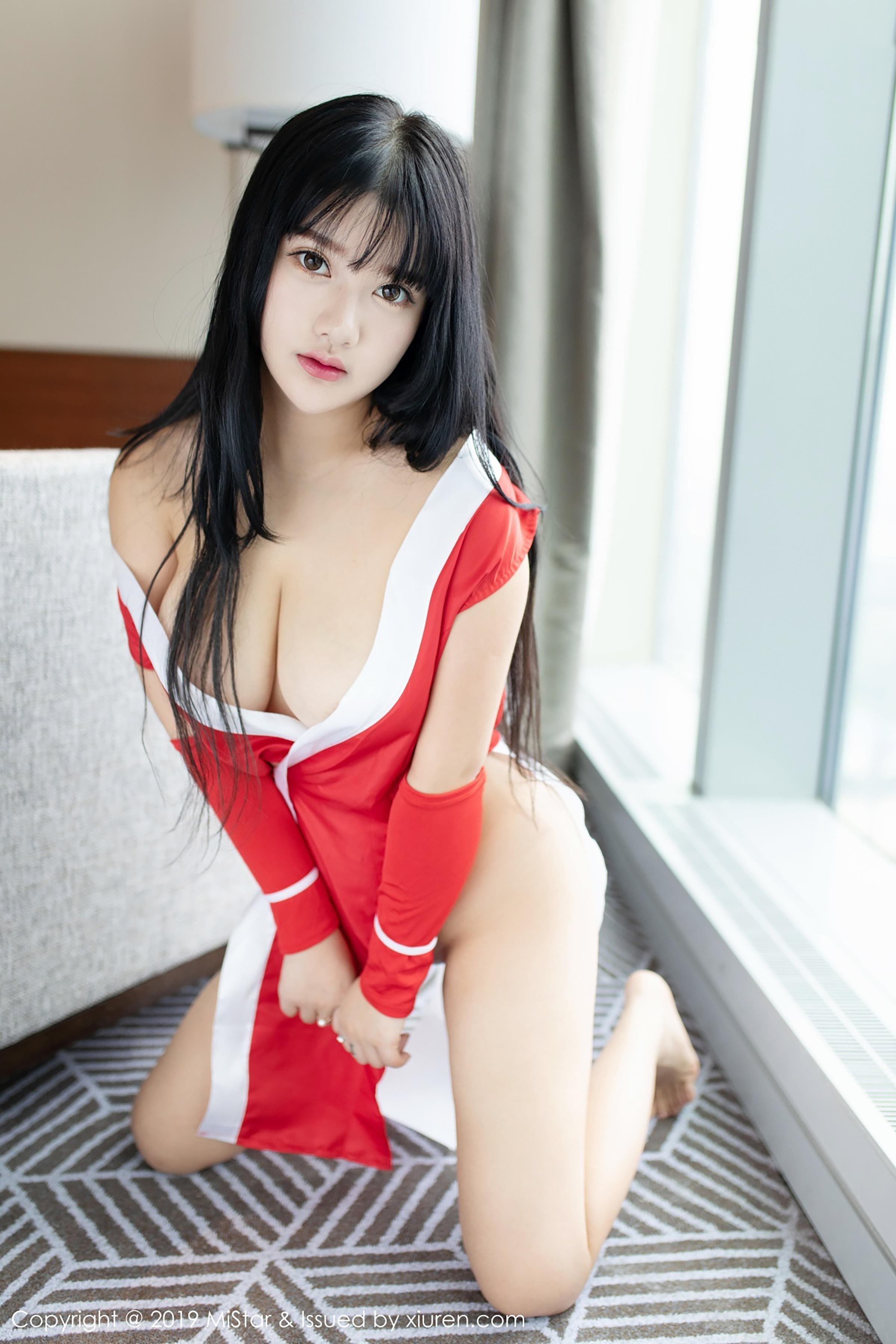 知名漫展爆乳coser小尤奈性感不知火舞cosplay2