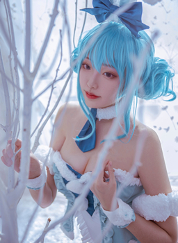 想不到名字的阿八Cosplay初音兔女郎