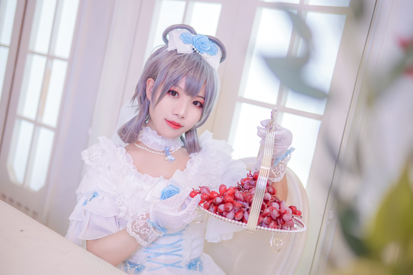 嘉霁洛天依蔷薇花嫁CosPlay7