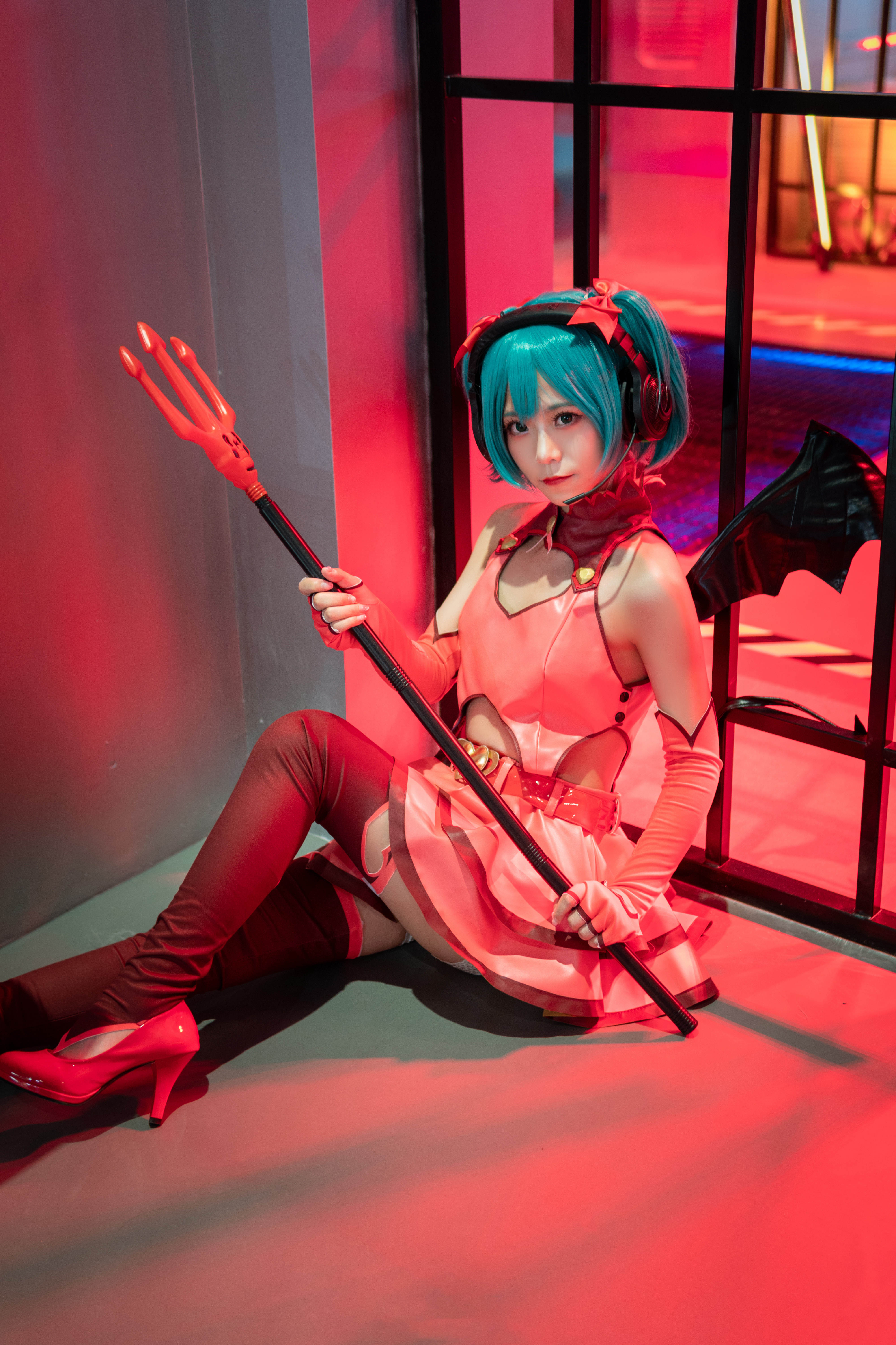 洛城雪Yuki初音未来小恶魔COSPLAY5