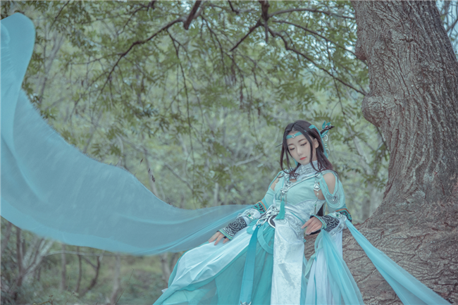 唐君衍剑网三雪河琴娘Cosplay9