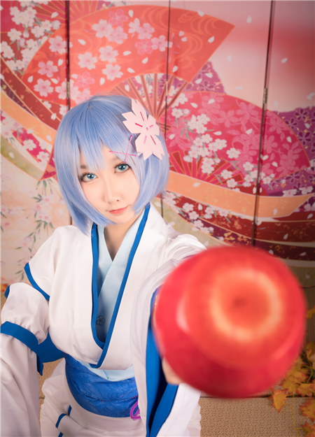 祭漓漓从零开始的异世界生活雷姆Cosplay5