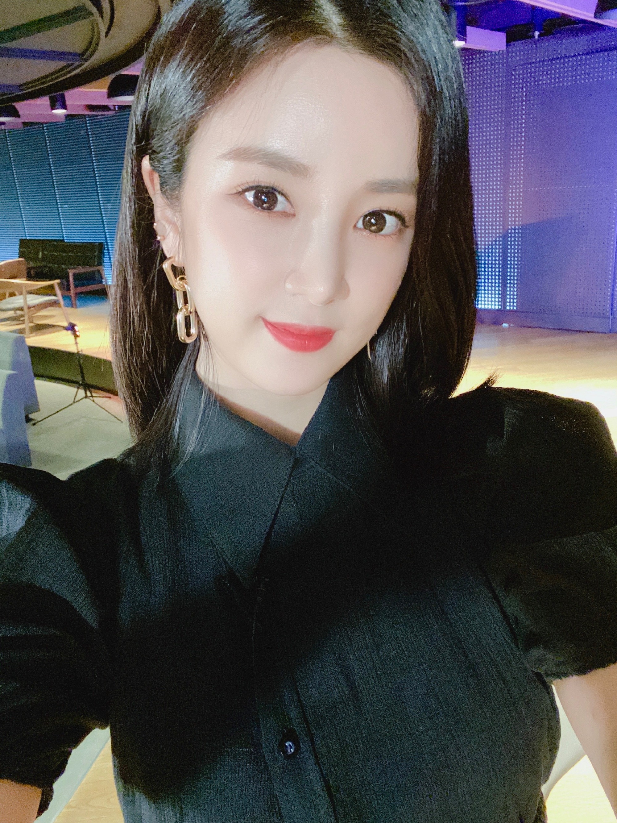 朴初珑[超话]#91#不良家族0709大发# 200628 初珑更新ins/apink官