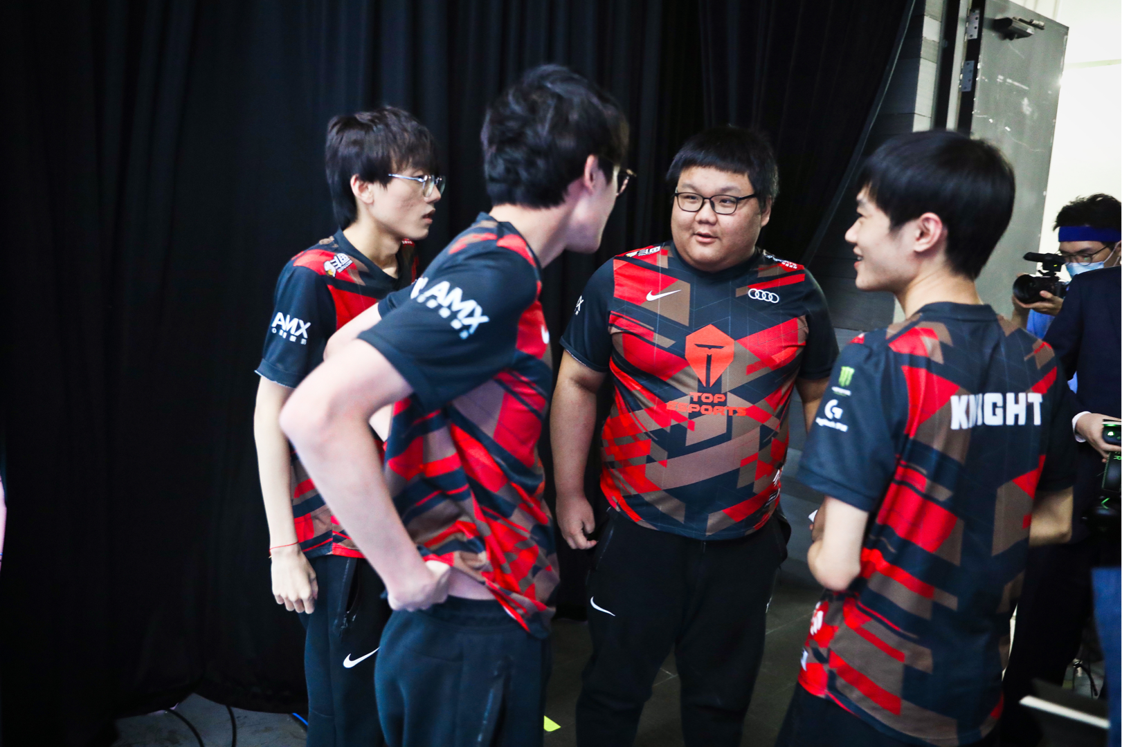 滔搏电子竞技俱乐部