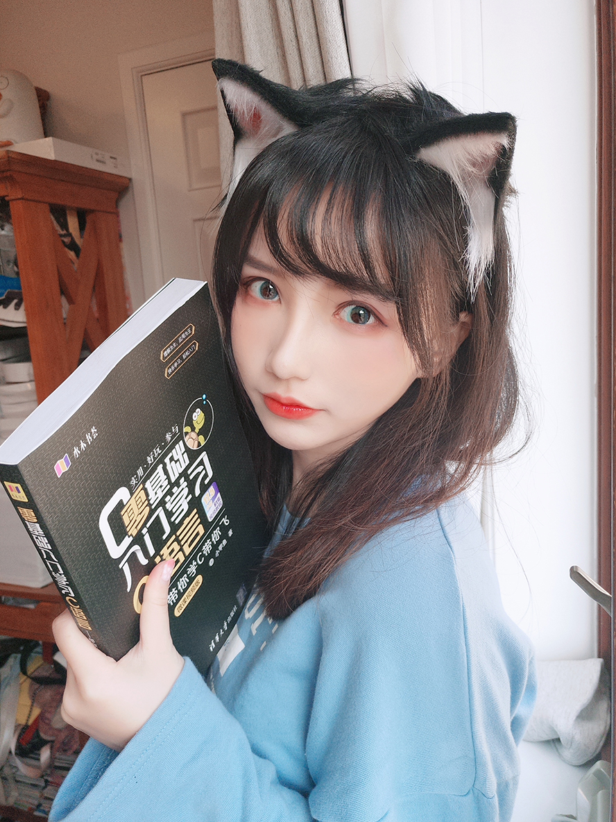 鱼c-小甲鱼 _ 哔哩哔哩相簿