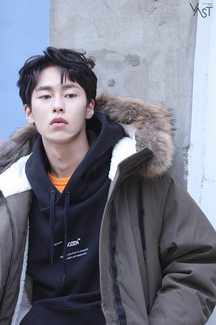 ta 的直播间闲置中李宰旭中文首站0ta 的小视频0