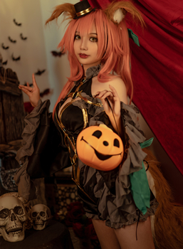 凌凌子Cosplay玉藻前漆黑魔术师