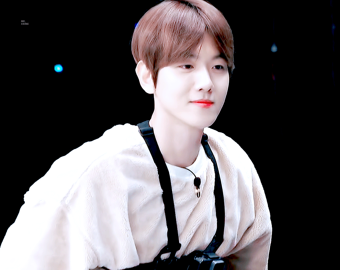 边甜甜的小漪甜