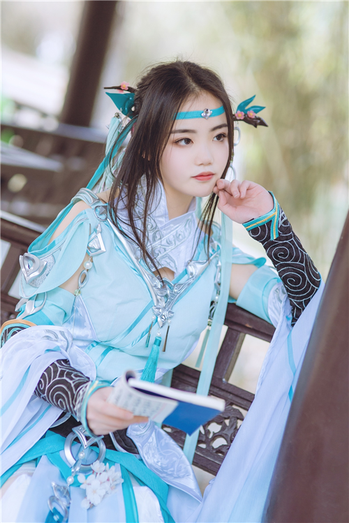 忘川剑网叁雪河琴娘Cosplay5