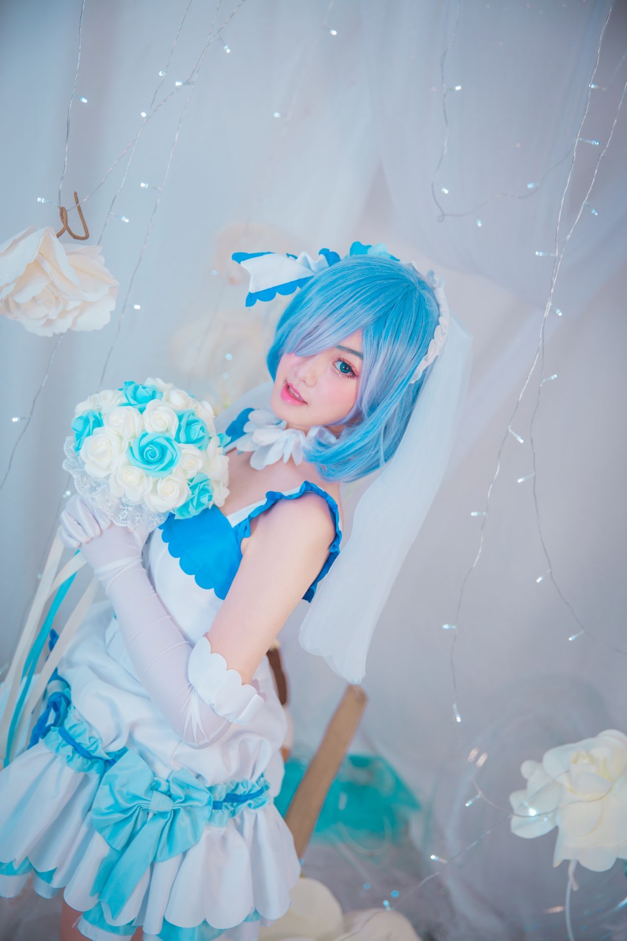 鸾歌蕾姆花嫁cosplay3