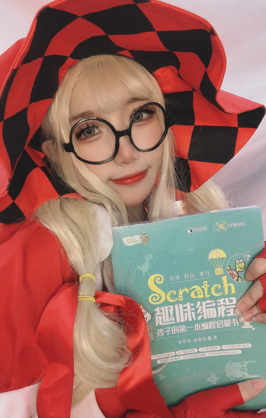 鱼c-小甲鱼 _ 哔哩哔哩相簿