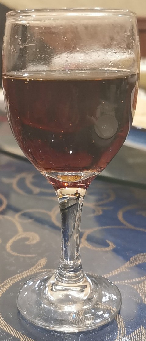 高 雅 永 不 过 时 喝可乐用红酒杯喝[doge][脱单doge]