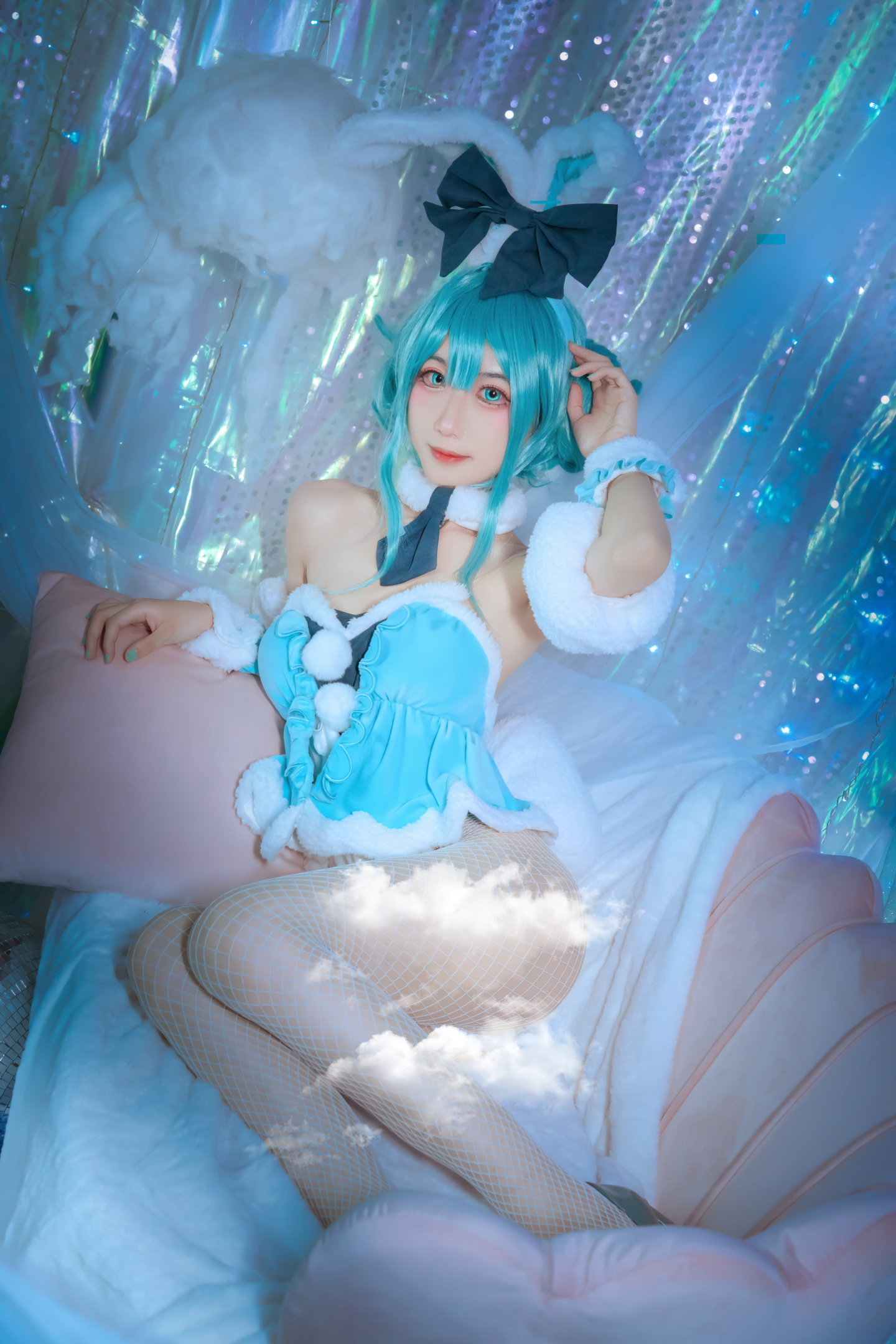 安凉初音未来COSPLAY是软软的小白兔5