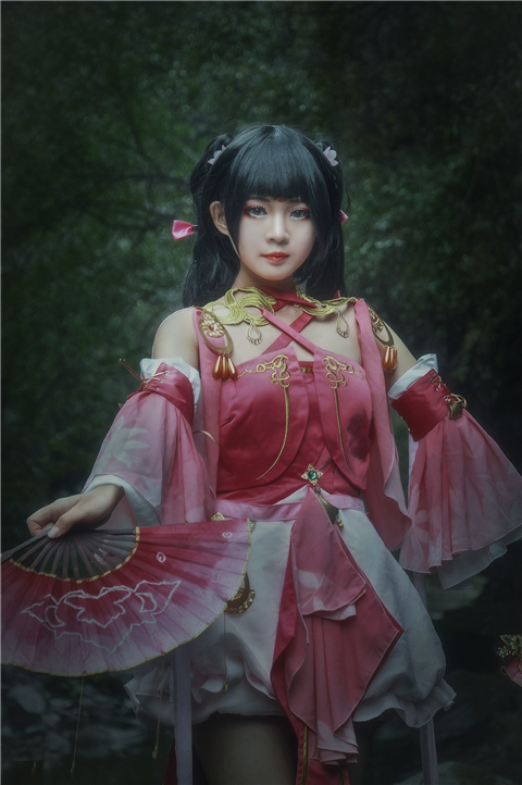 花槿剑网三儒风秀萝CosPlay3