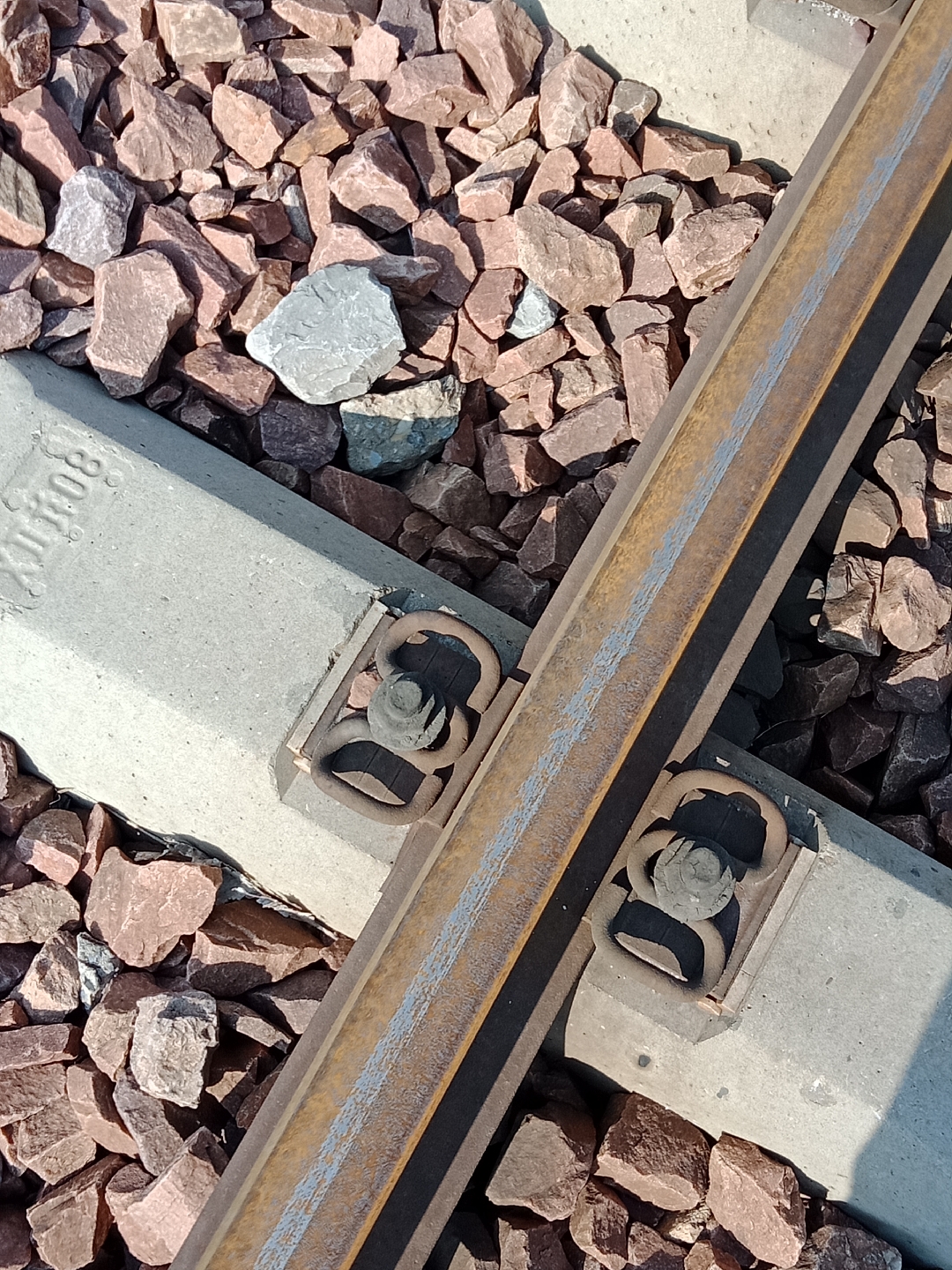 悲报:朝杞铁路极有可能已经废了浏览:17收藏:0支持:3上传时间:2021-06