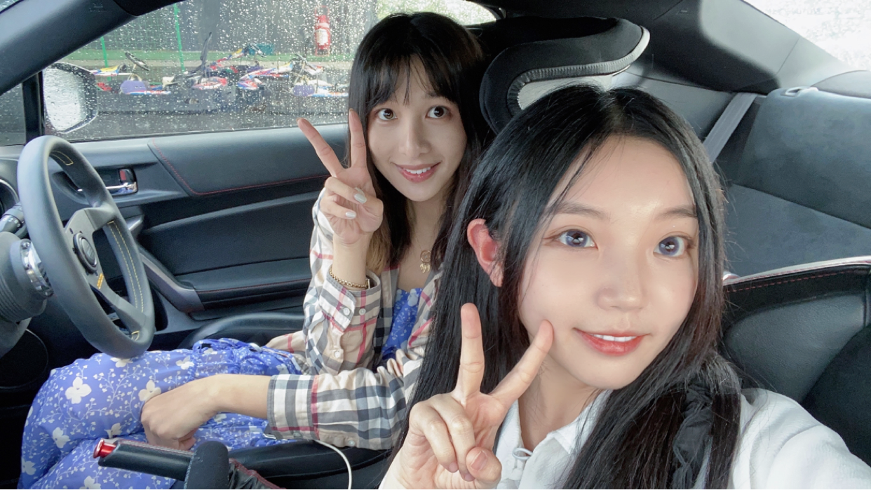 和美女贴贴@极速拍档-nana浏览:23.