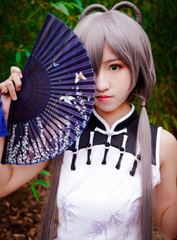 桉无vocaloid洛天依cosplay