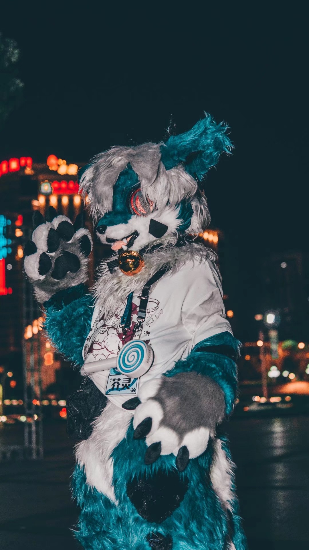 兽装##兽装fursuit#  "今天的天气真的很棒呐"  :@小柒是狼不是狗了
