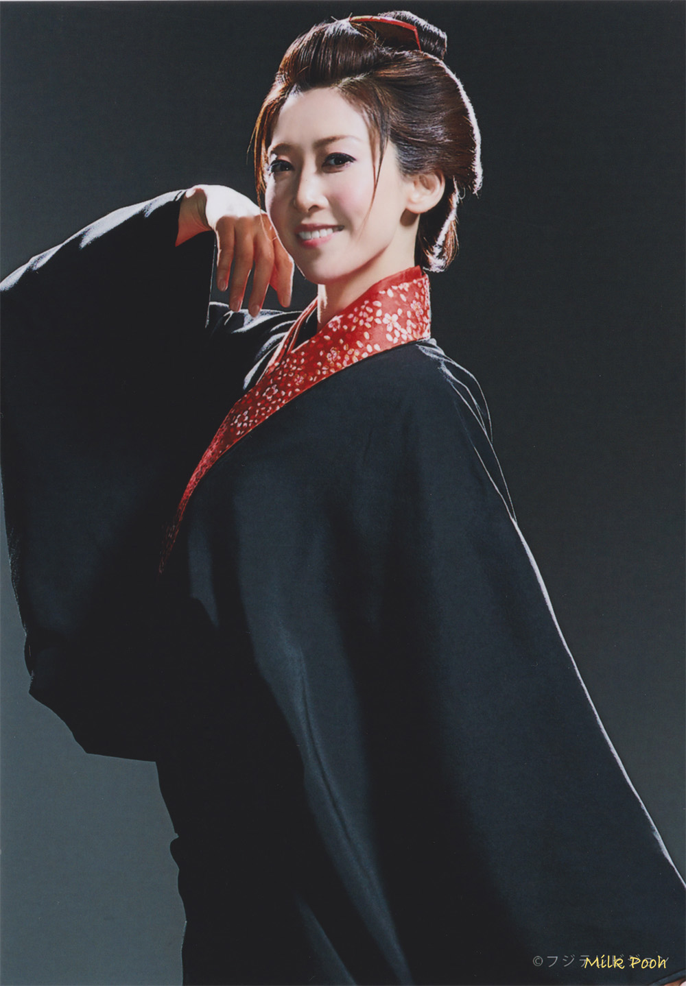 龙真咲# shiranami定妆浏览:458收藏:0支持:11上传时间:2019-01-22