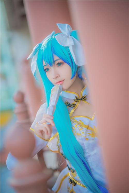 辰苏Vsinger初音金丝雀CosPlay7