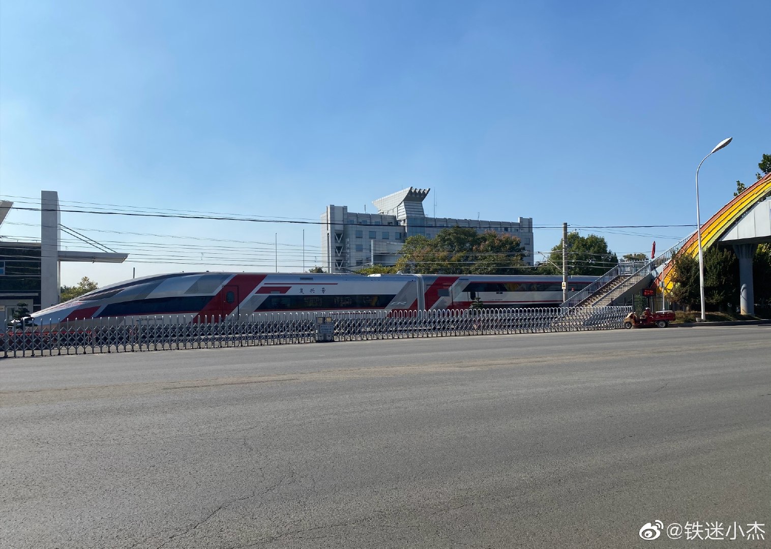 cr400af-s双层动车组浏览:417收藏:0支持:12上传时间:2021-01-15 16