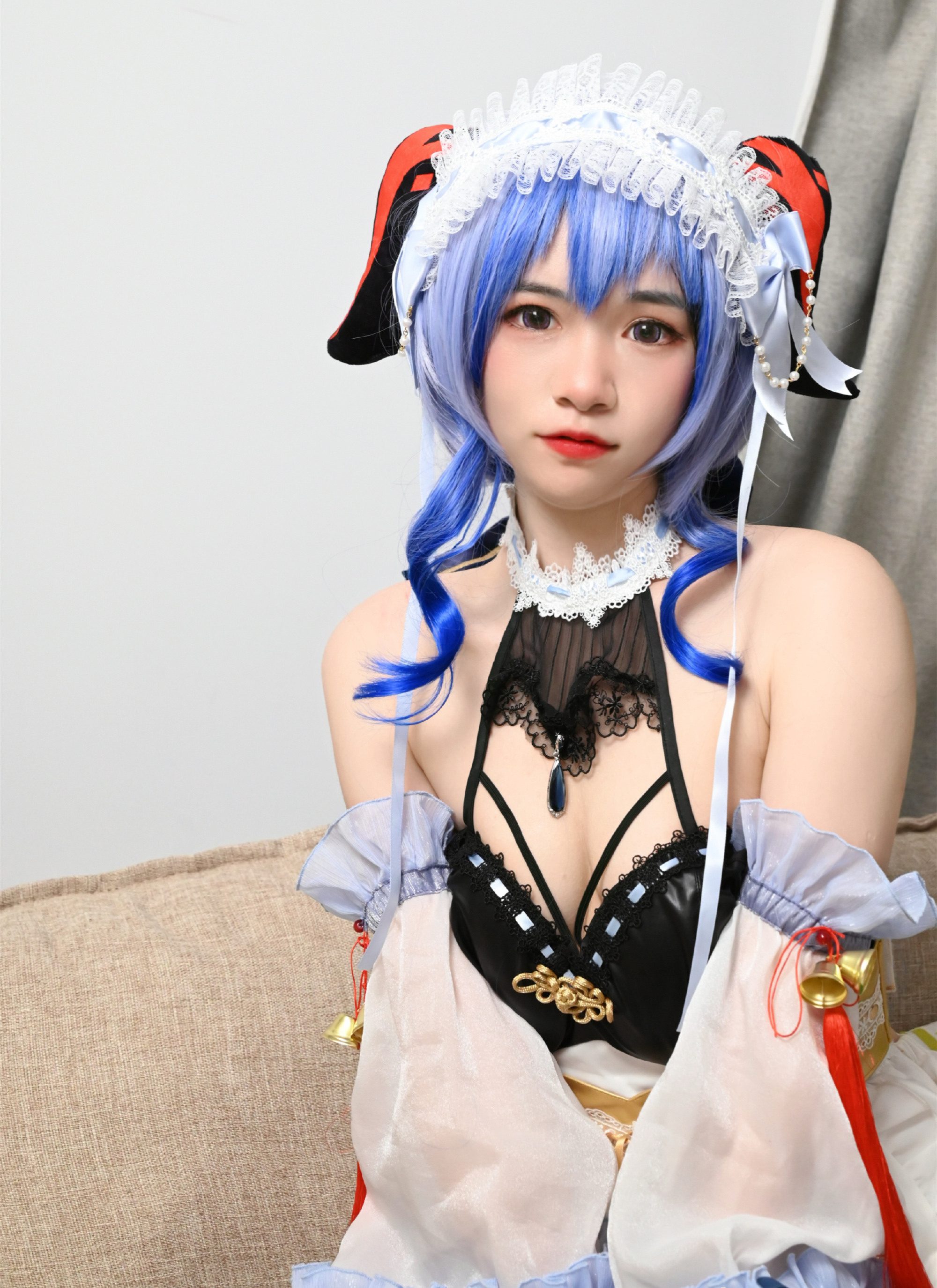 朝路不能再吃了原神甘雨女仆装cosplay4