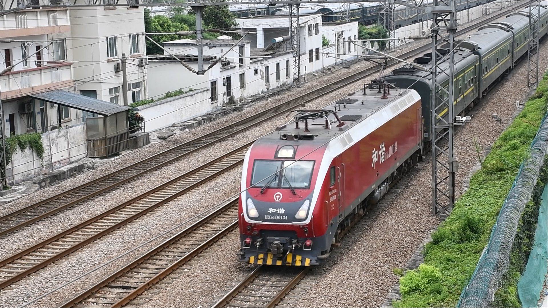 八月的列车 _ 哔哩哔哩相簿