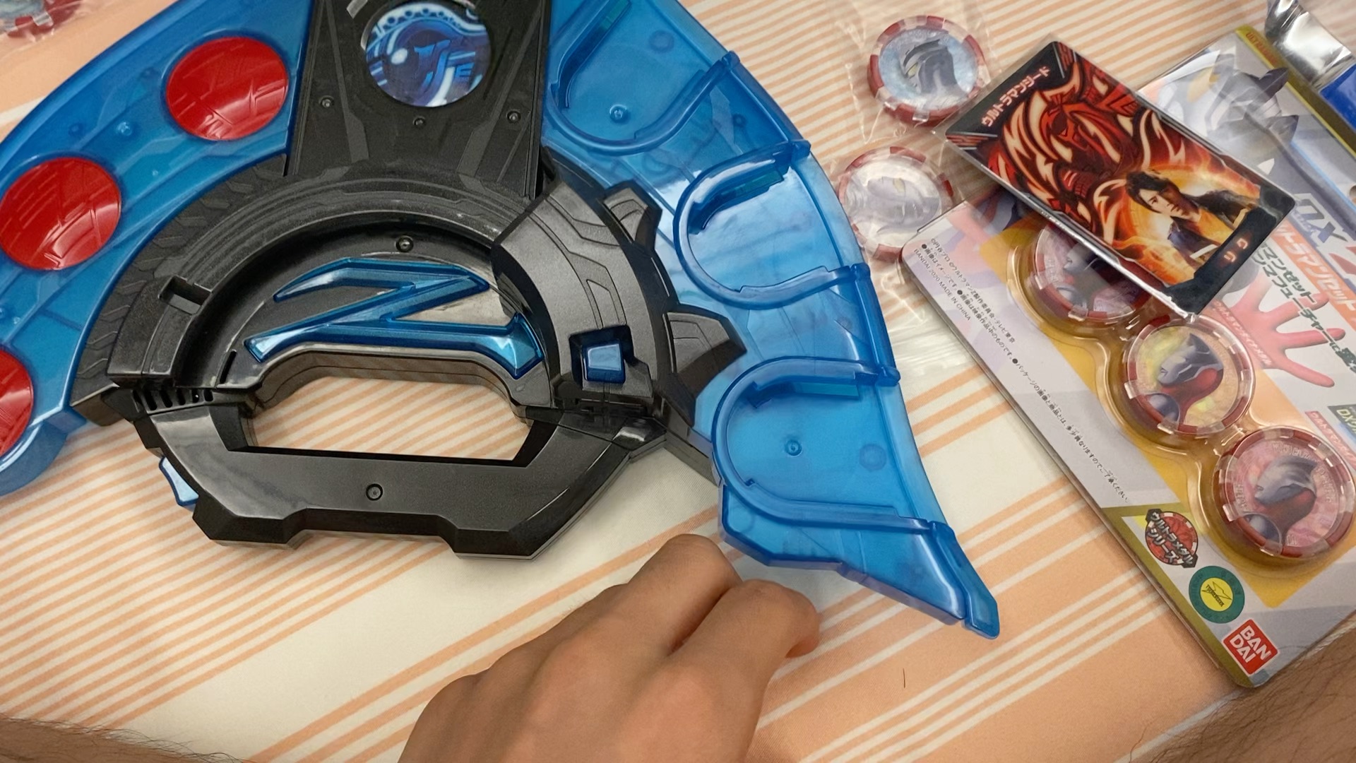 泽塔奥特曼升华器和勋章评测