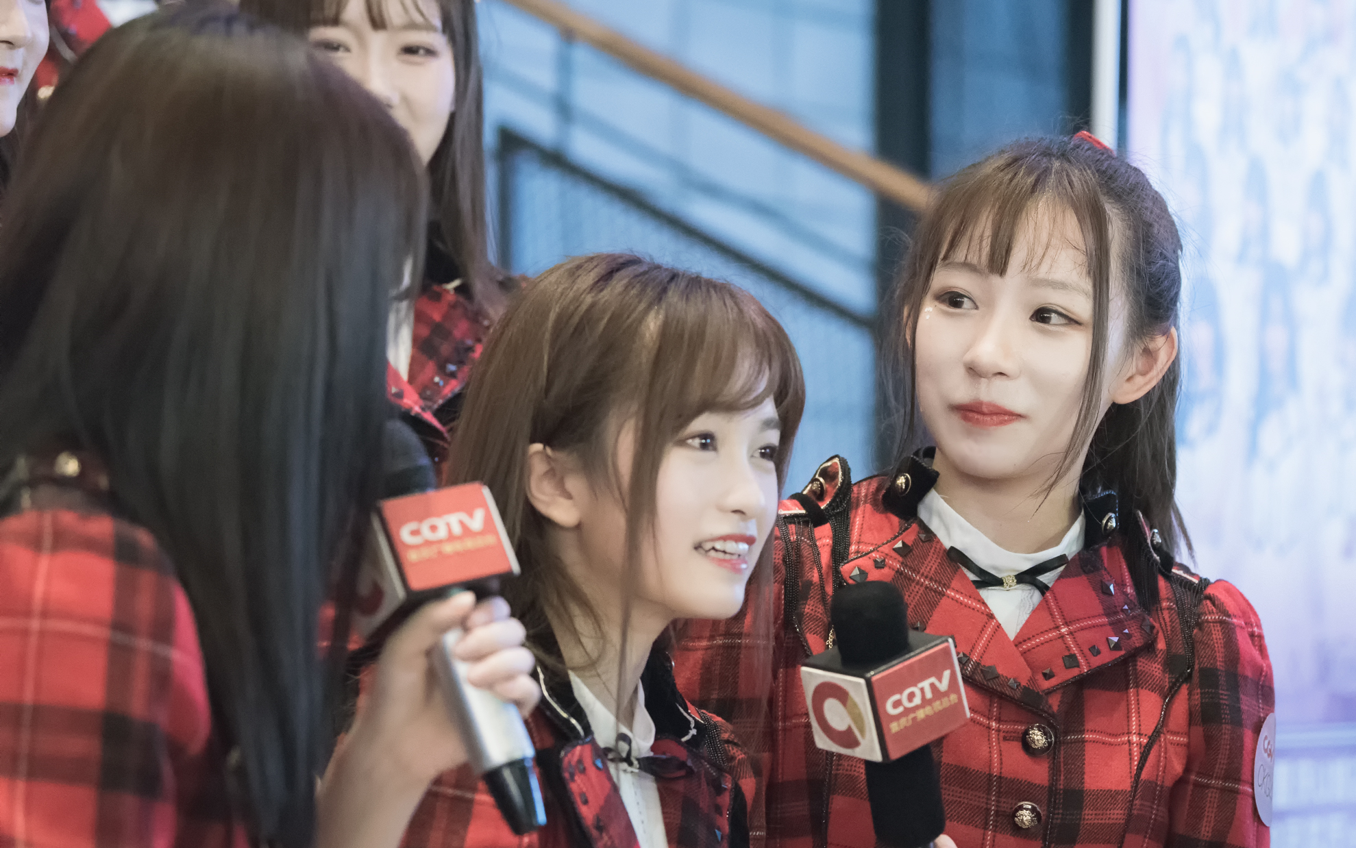 册白李姗姗柏欣妤消愁