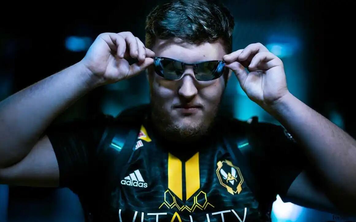 csgo 7.15 faceit pov vitality zywoo inferno_反恐精英_第一视角