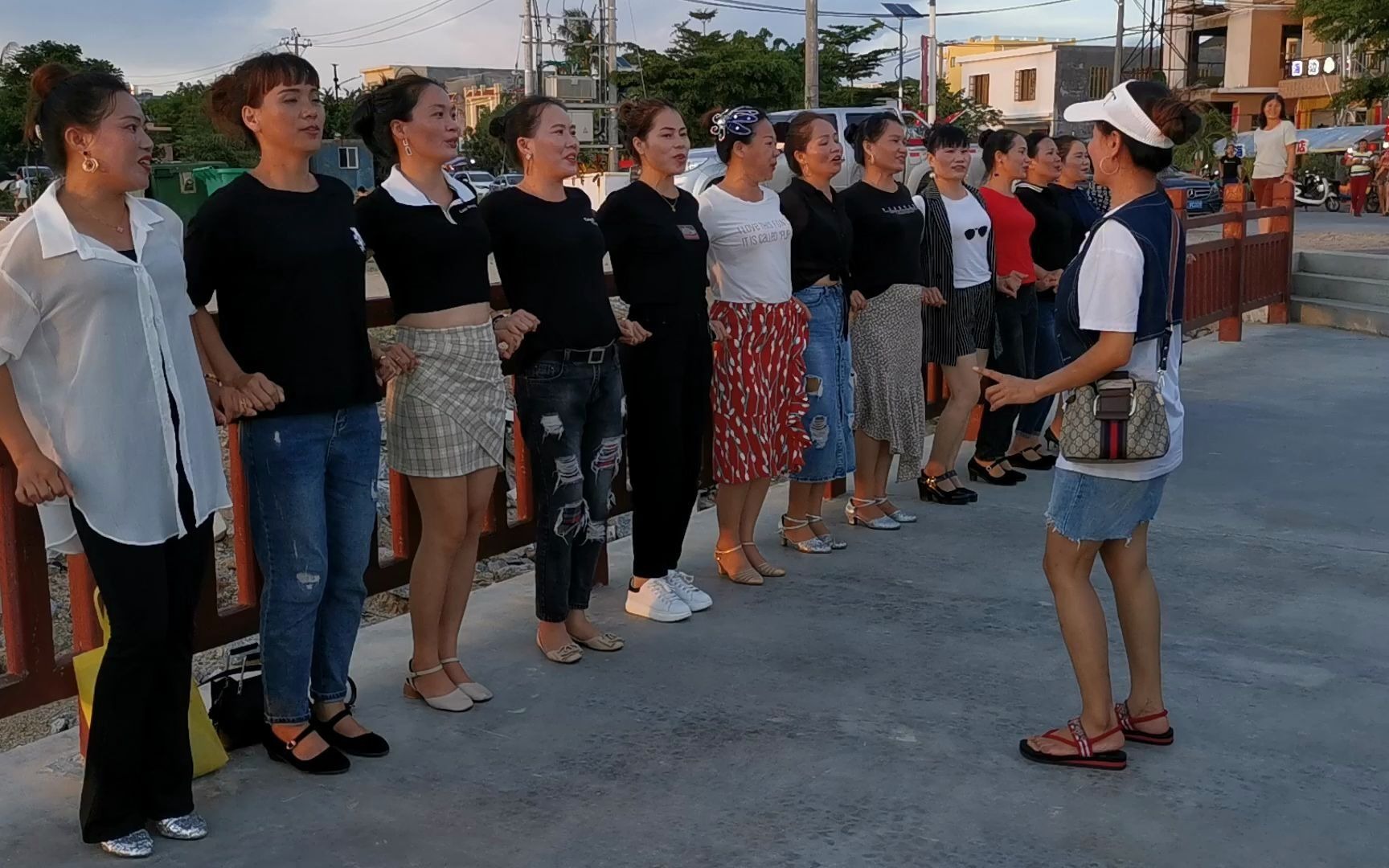 2020农民丰收节,乐东莺歌海海边栈桥听儋州调声2_哔哩哔哩 (゜-゜)つ