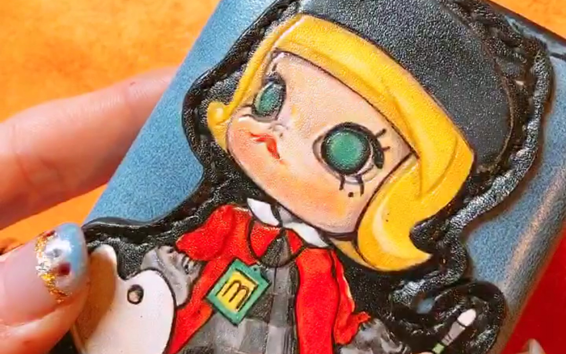 手绘一个真皮molly钥匙包