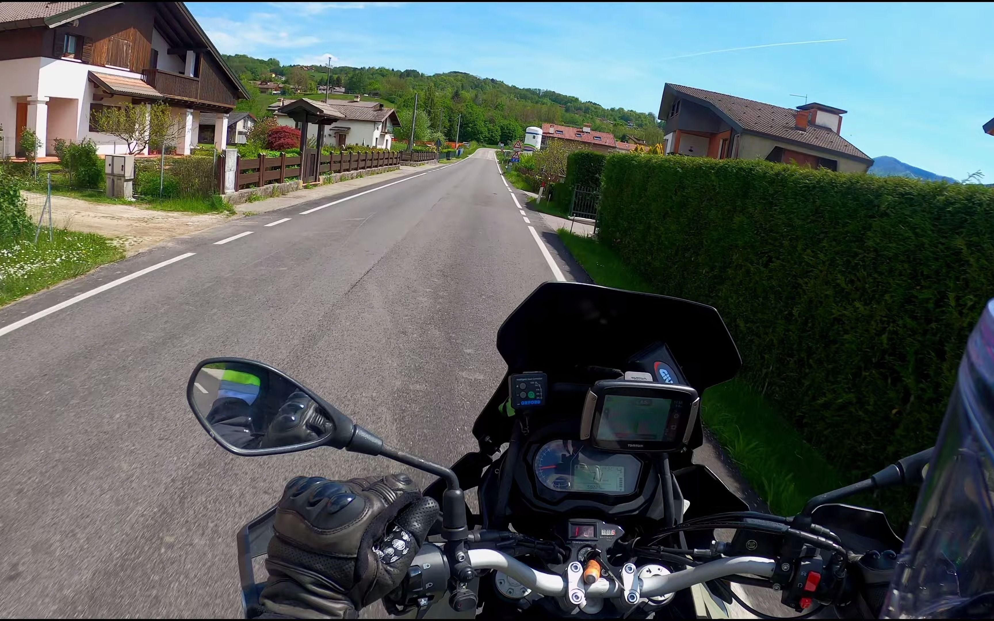 [4k] 意大利北部弯道景点 | 贝纳利99金鹏 trk502_哔哩哔哩_bili