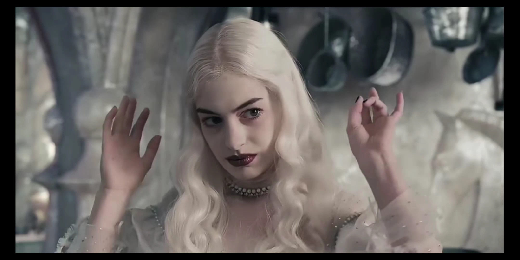 爱丽丝梦游仙境白皇后米兰娜优雅美丽可爱调皮