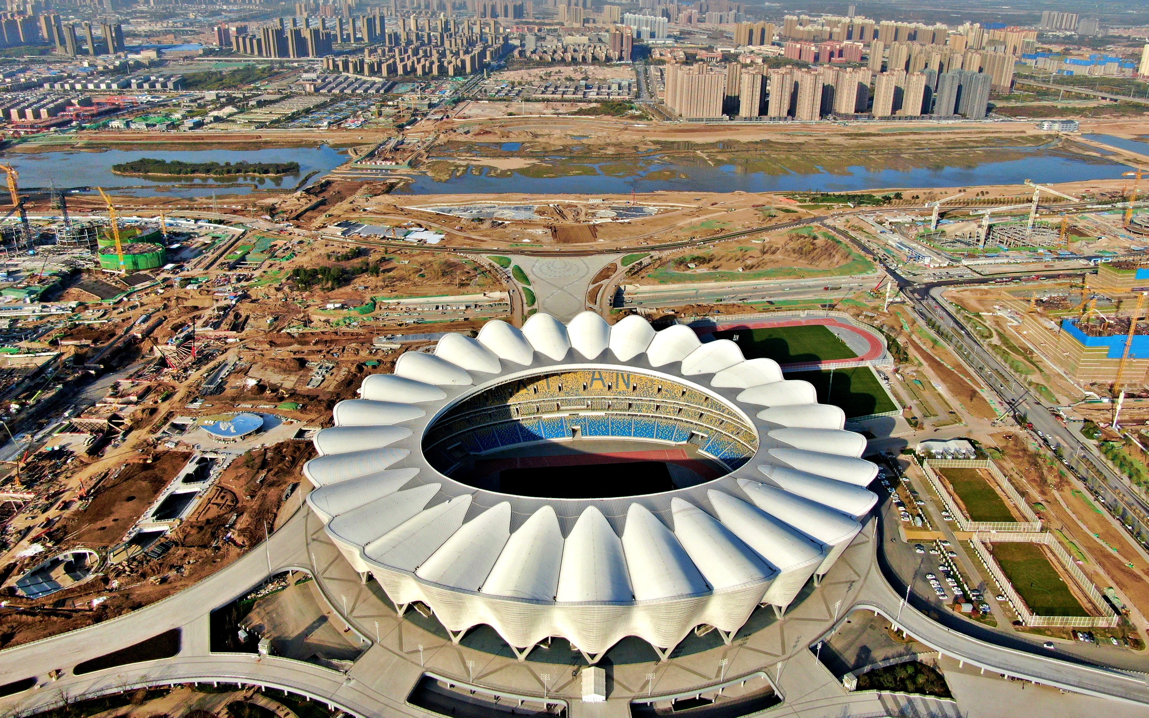 西安奥体中心周边十四运主会场一月十二日视频新动态